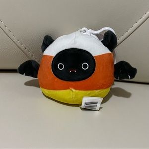 NWT Emily the bat in candy corn suit squishmallow clip